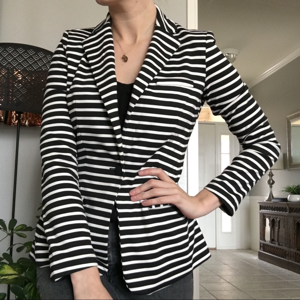 Black & White Stripped Blazer